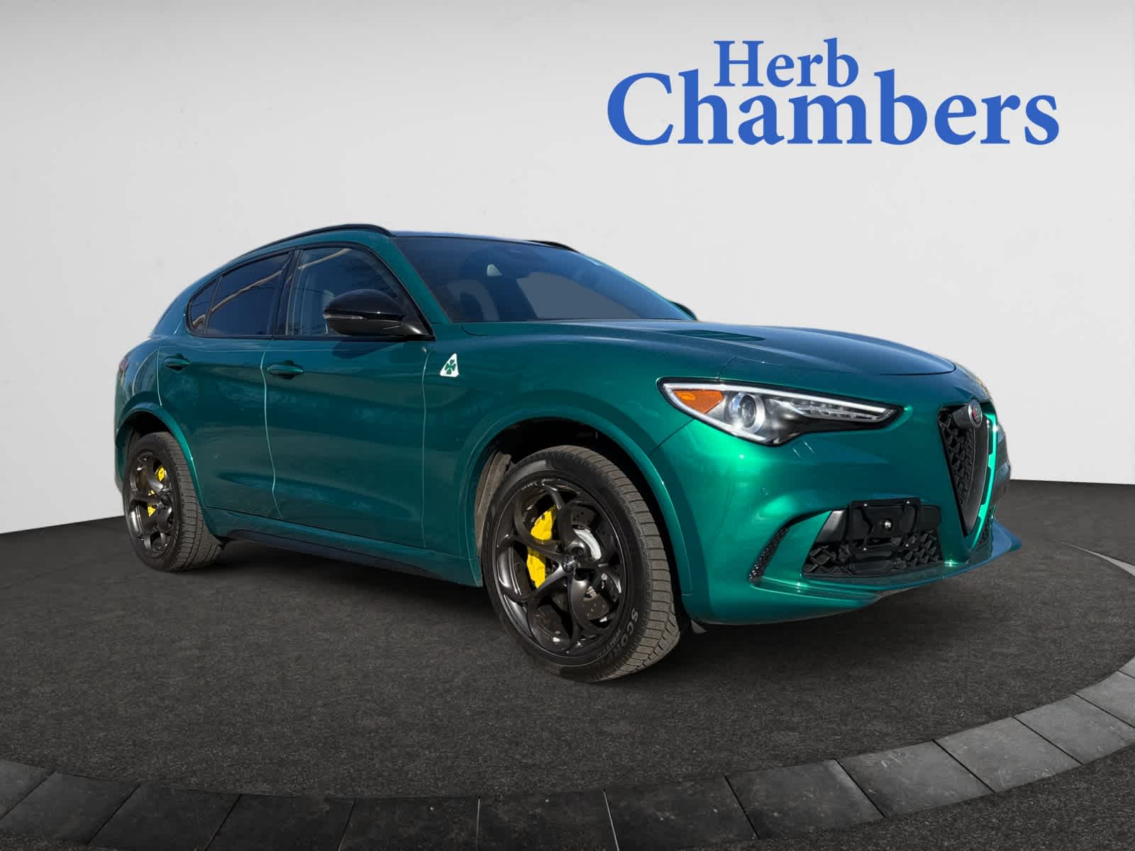 used 2022 Alfa Romeo Stelvio car, priced at $52,998