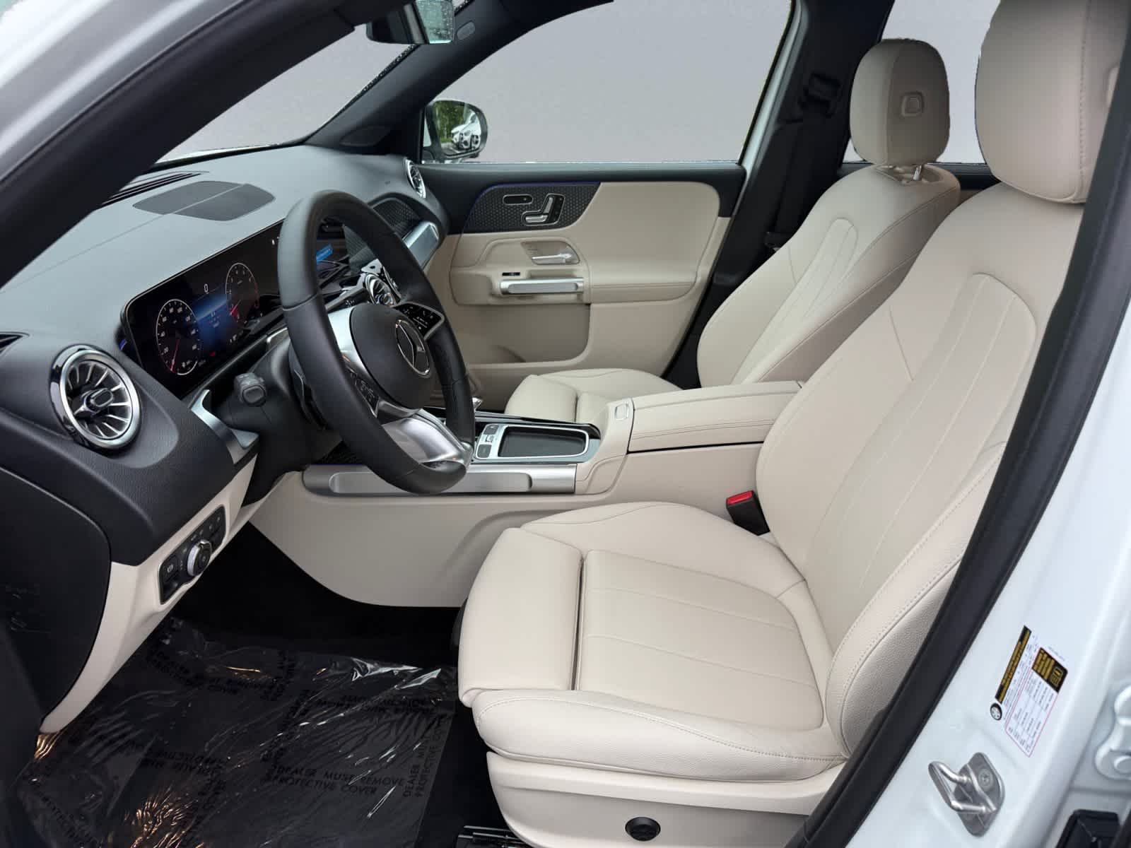 used 2025 Mercedes-Benz GLB 250 car, priced at $44,998