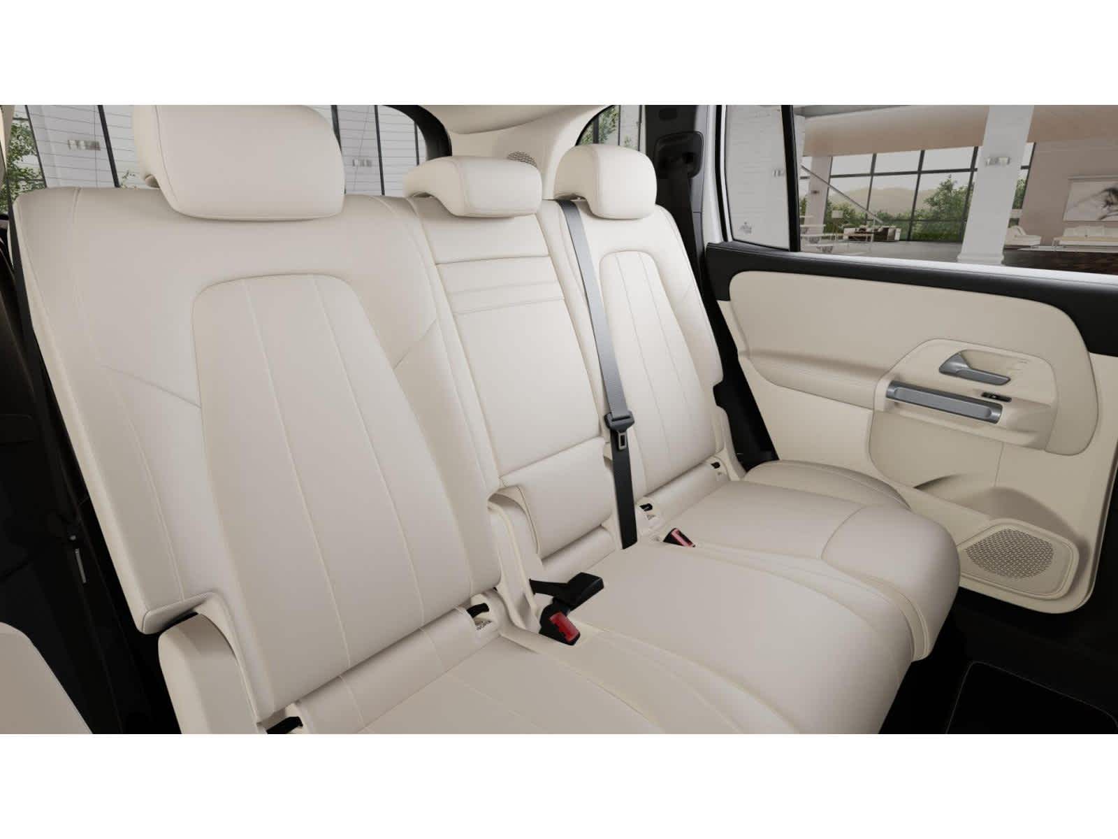 new 2025 Mercedes-Benz GLB 250 car