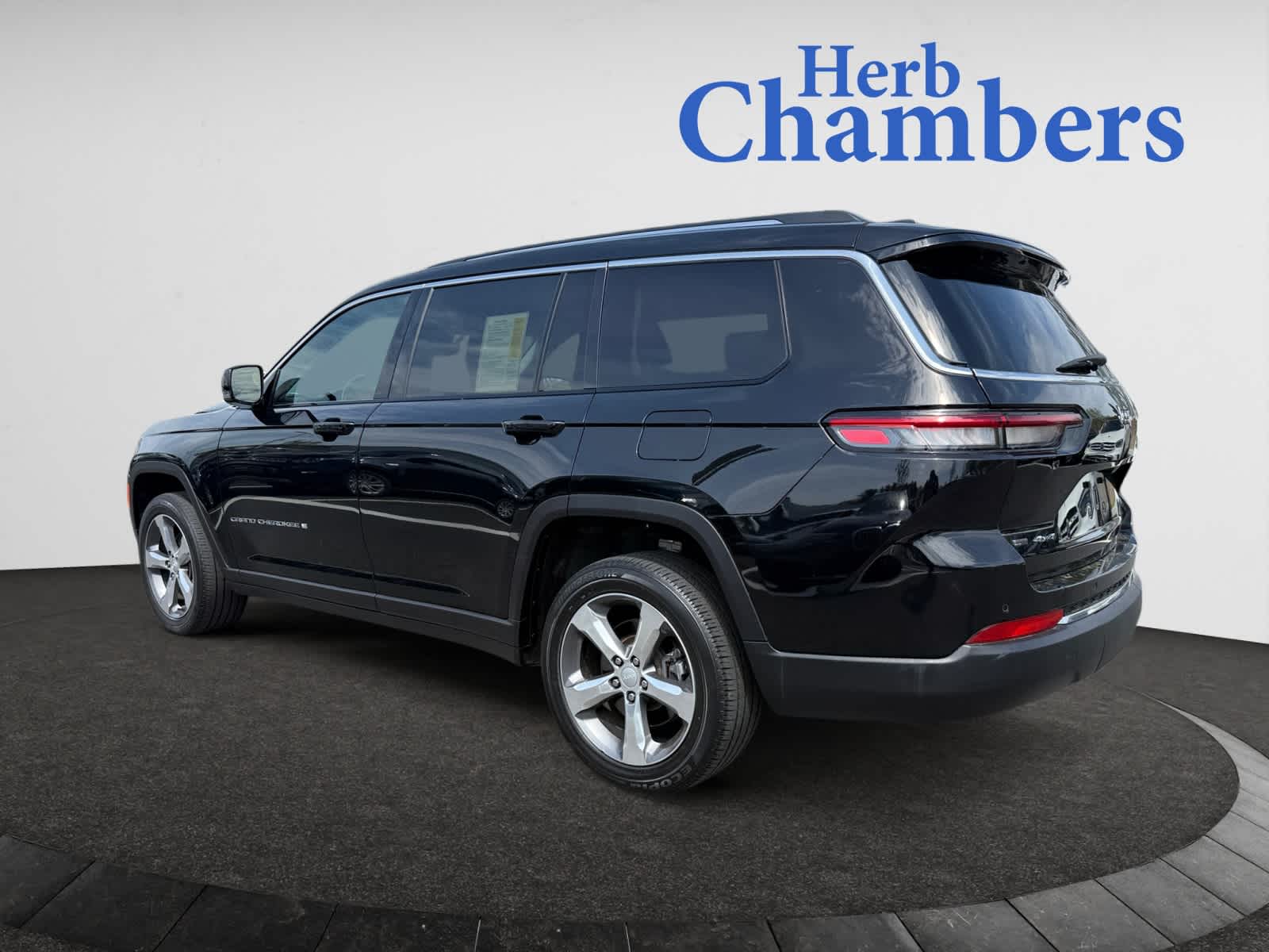used 2021 Jeep Grand Cherokee L car, priced at $29,788