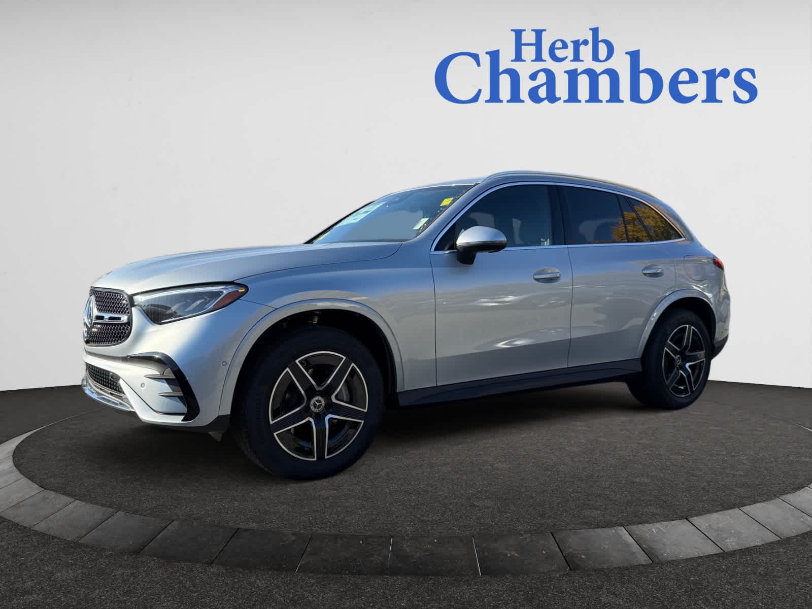 new 2025 Mercedes-Benz GLC 350e Plug-In Hybrid car