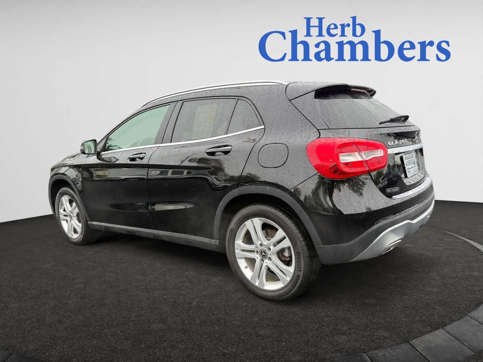 used 2018 Mercedes-Benz GLA 250 car, priced at $16,488