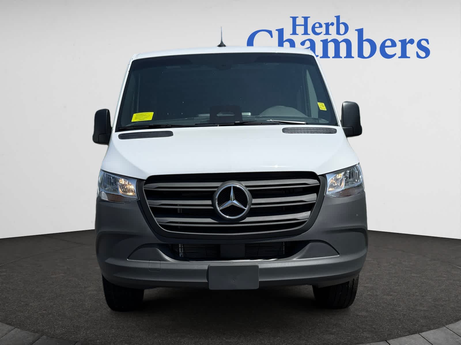 new 2025 Mercedes-Benz Sprinter car