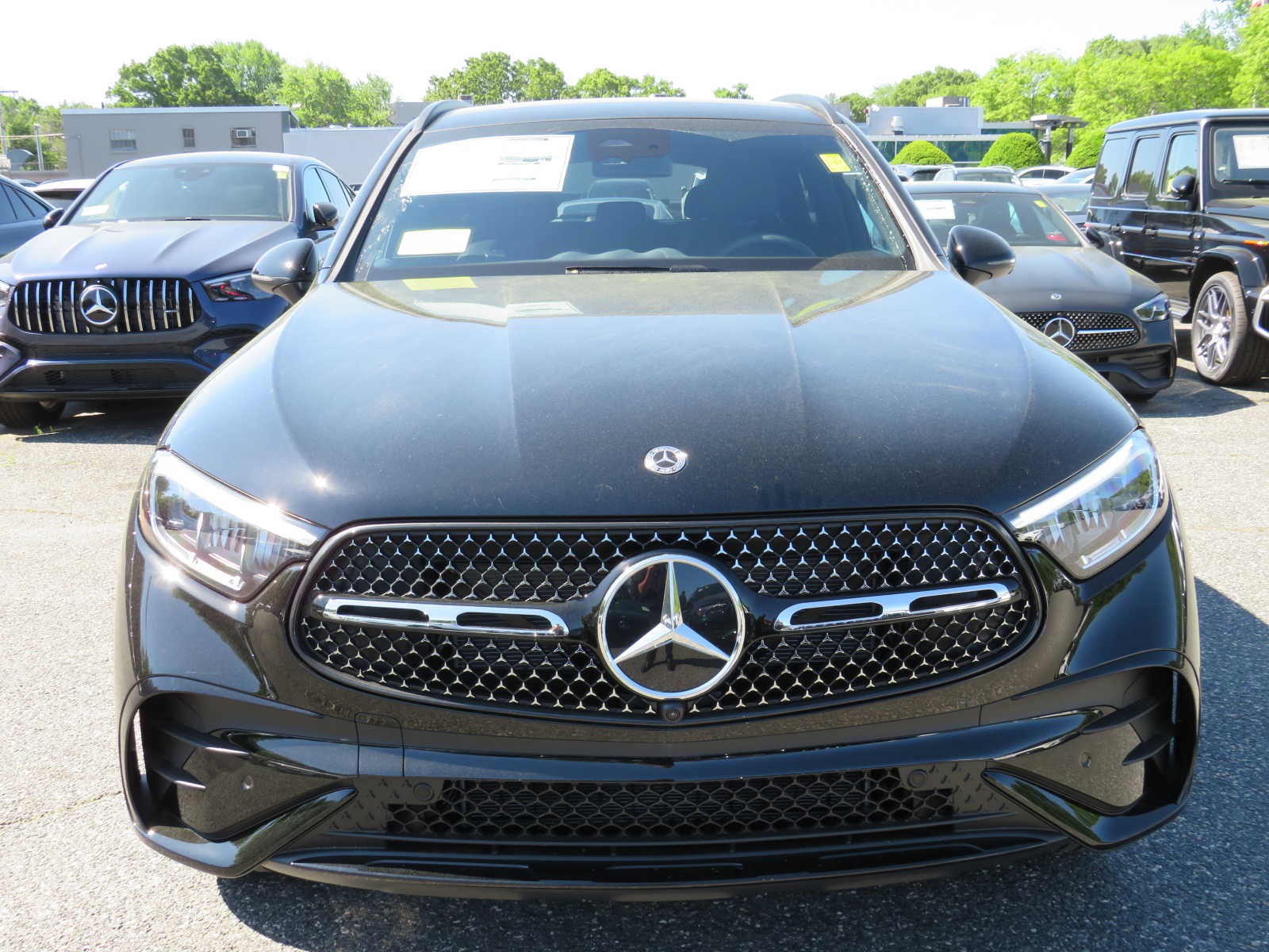 new 2024 Mercedes-Benz GLC 300 car