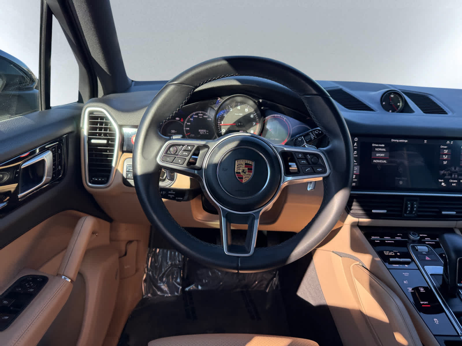 used 2019 Porsche Cayenne car, priced at $32,998