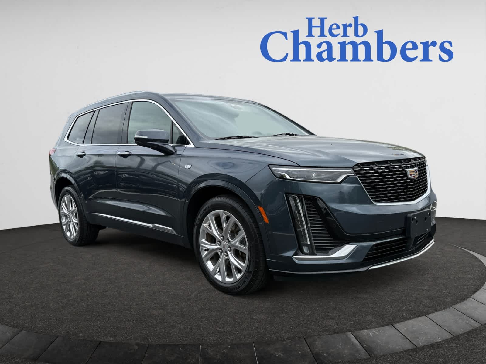 used 2020 Cadillac XT6 car, priced at $31,488