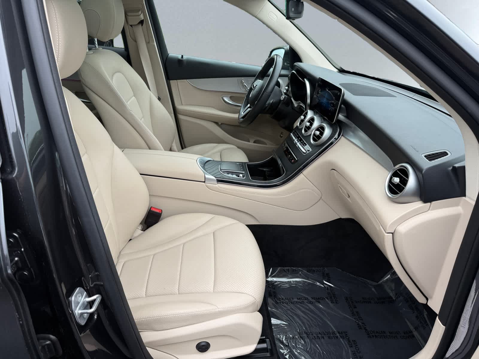 used 2021 Mercedes-Benz GLC 300 car, priced at $30,788