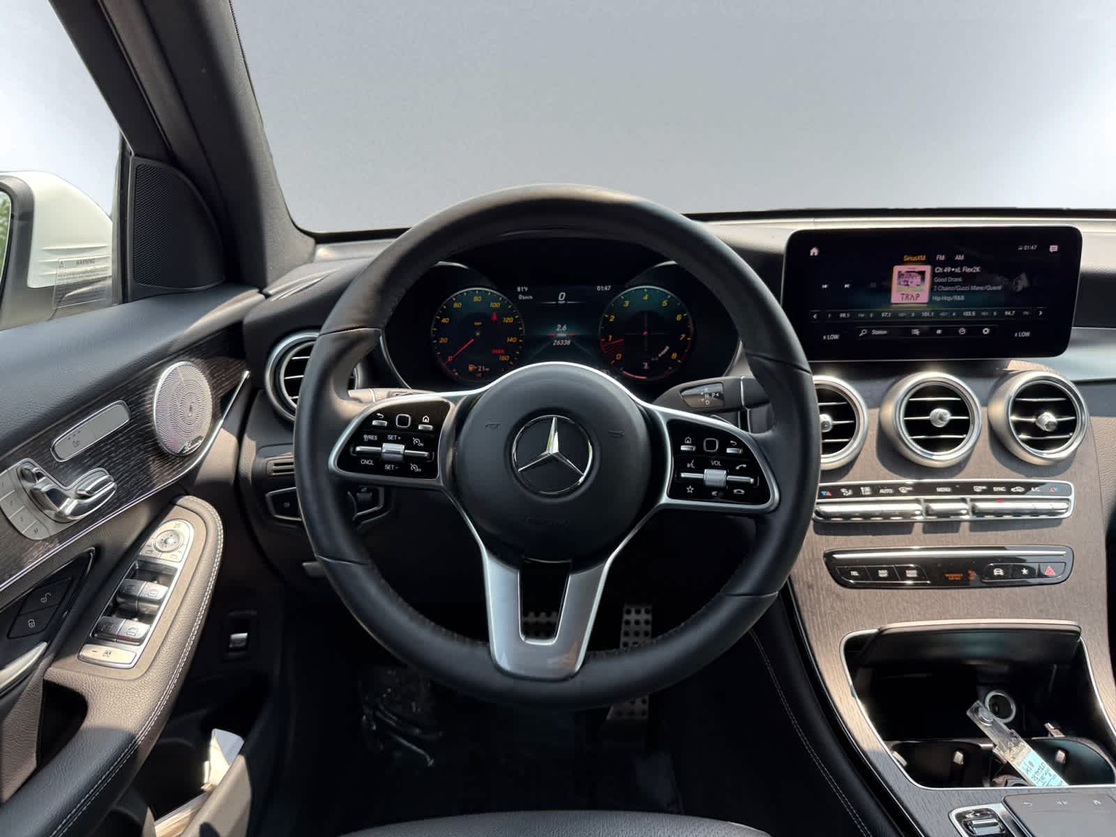used 2020 Mercedes-Benz GLC 300 car, priced at $32,388