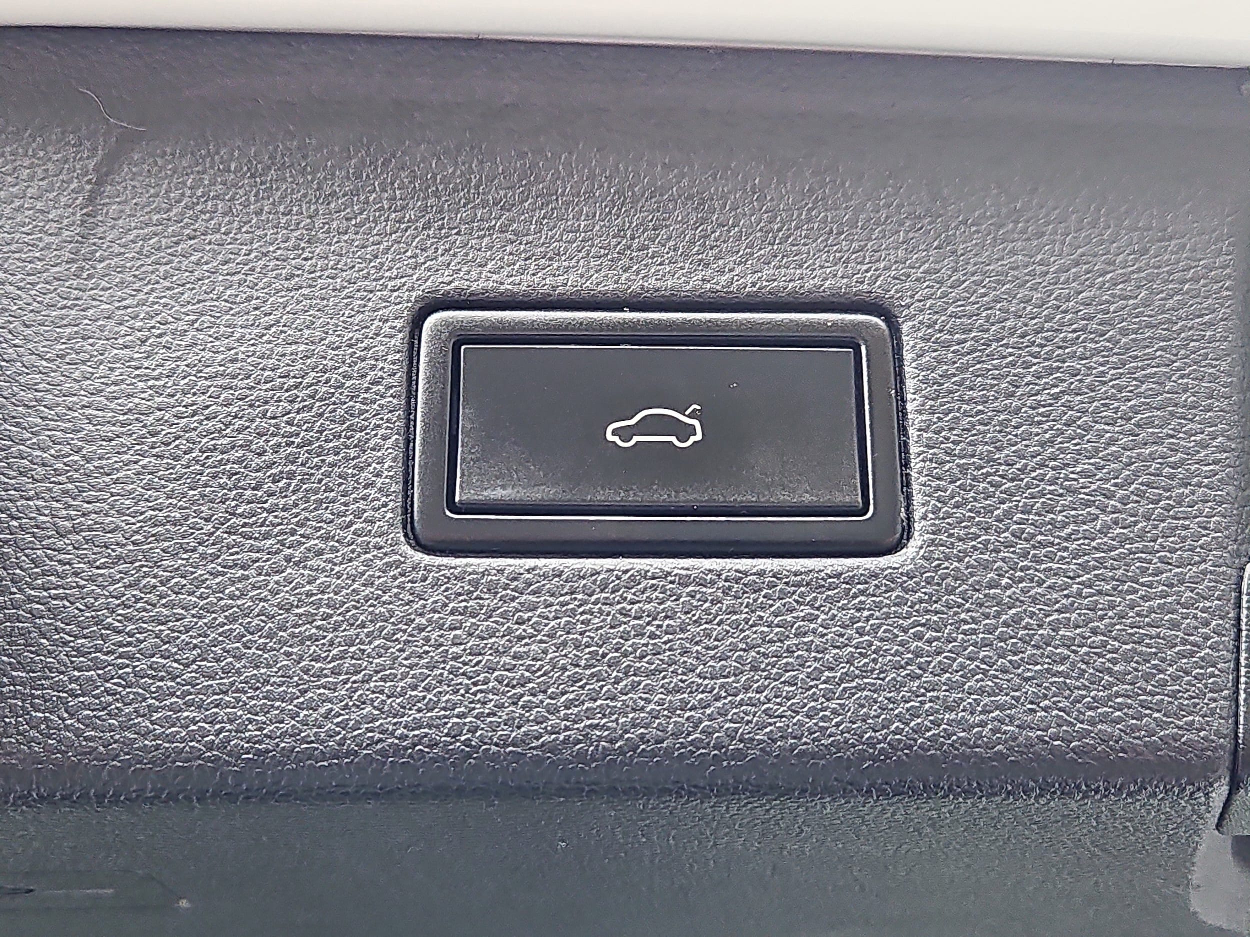 used 2019 Volkswagen Atlas car, priced at $20,990