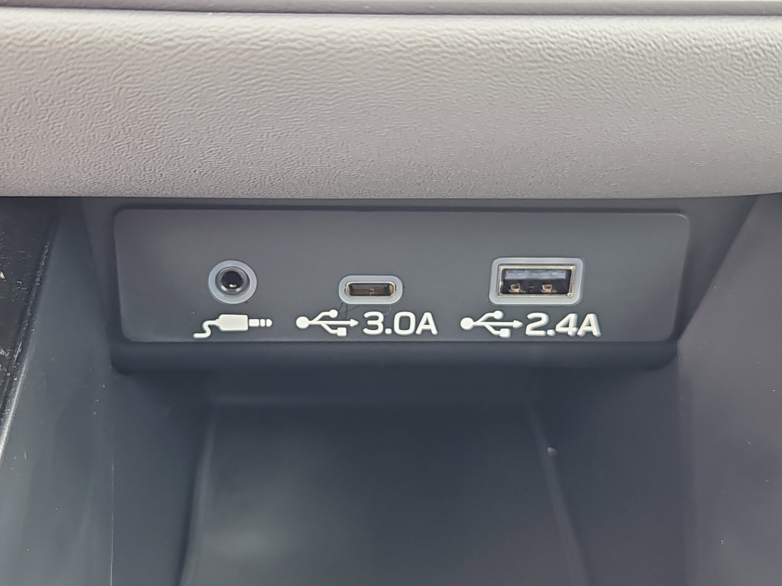 new 2025 Subaru Legacy car, priced at $30,712