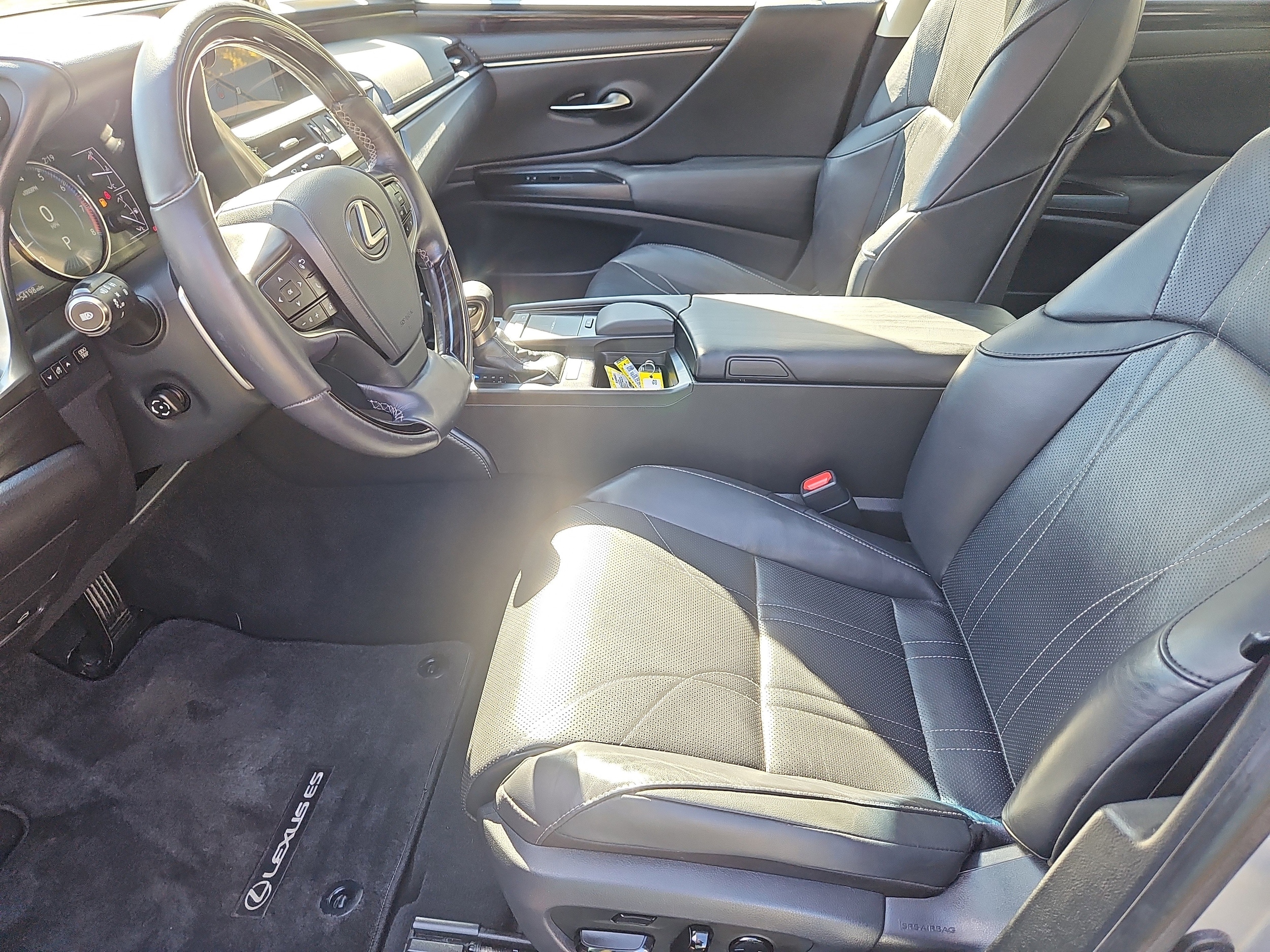 used 2019 Lexus ES car, priced at $27,390