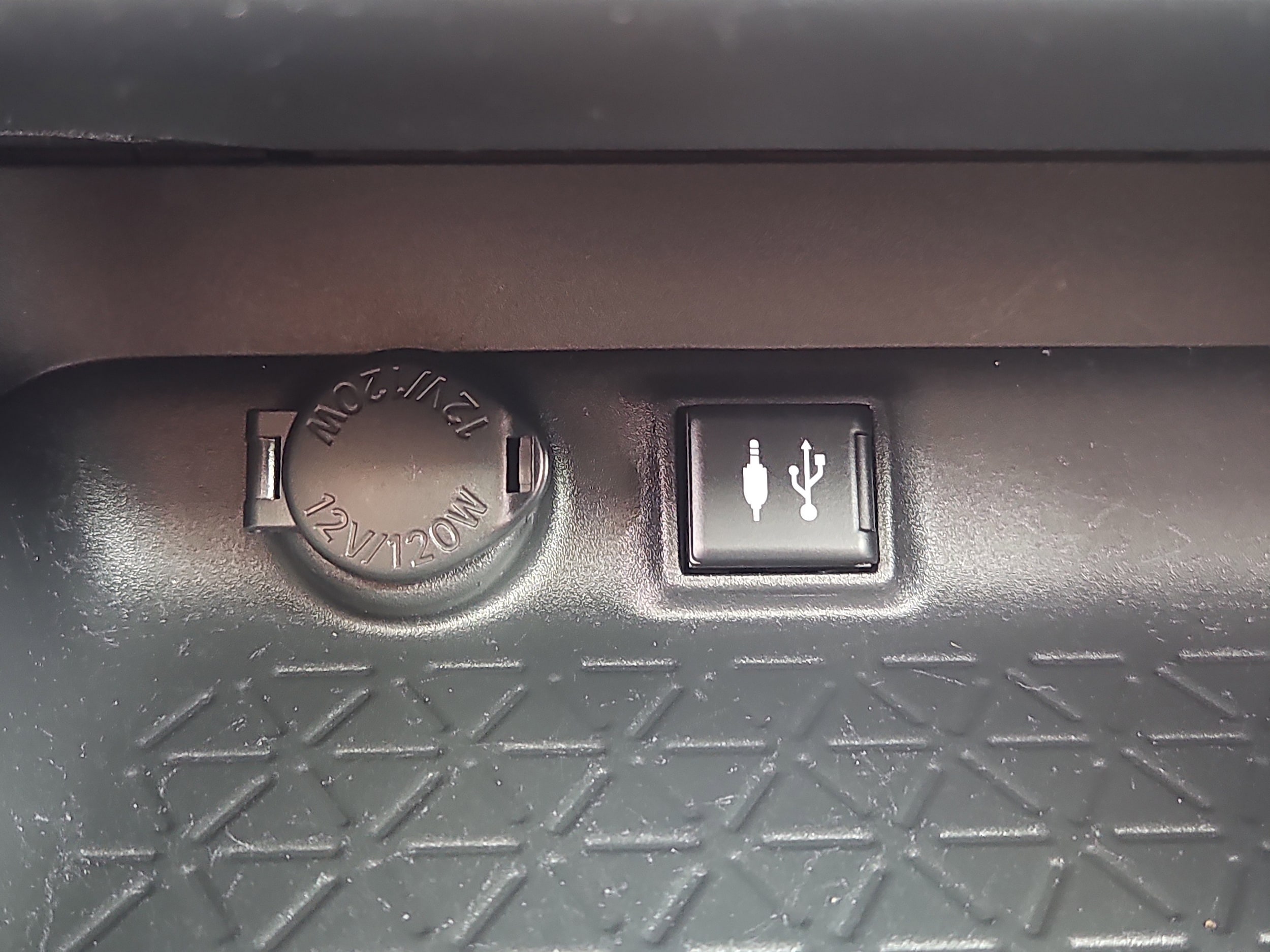 used 2019 Toyota RAV4 car, priced at $25,921
