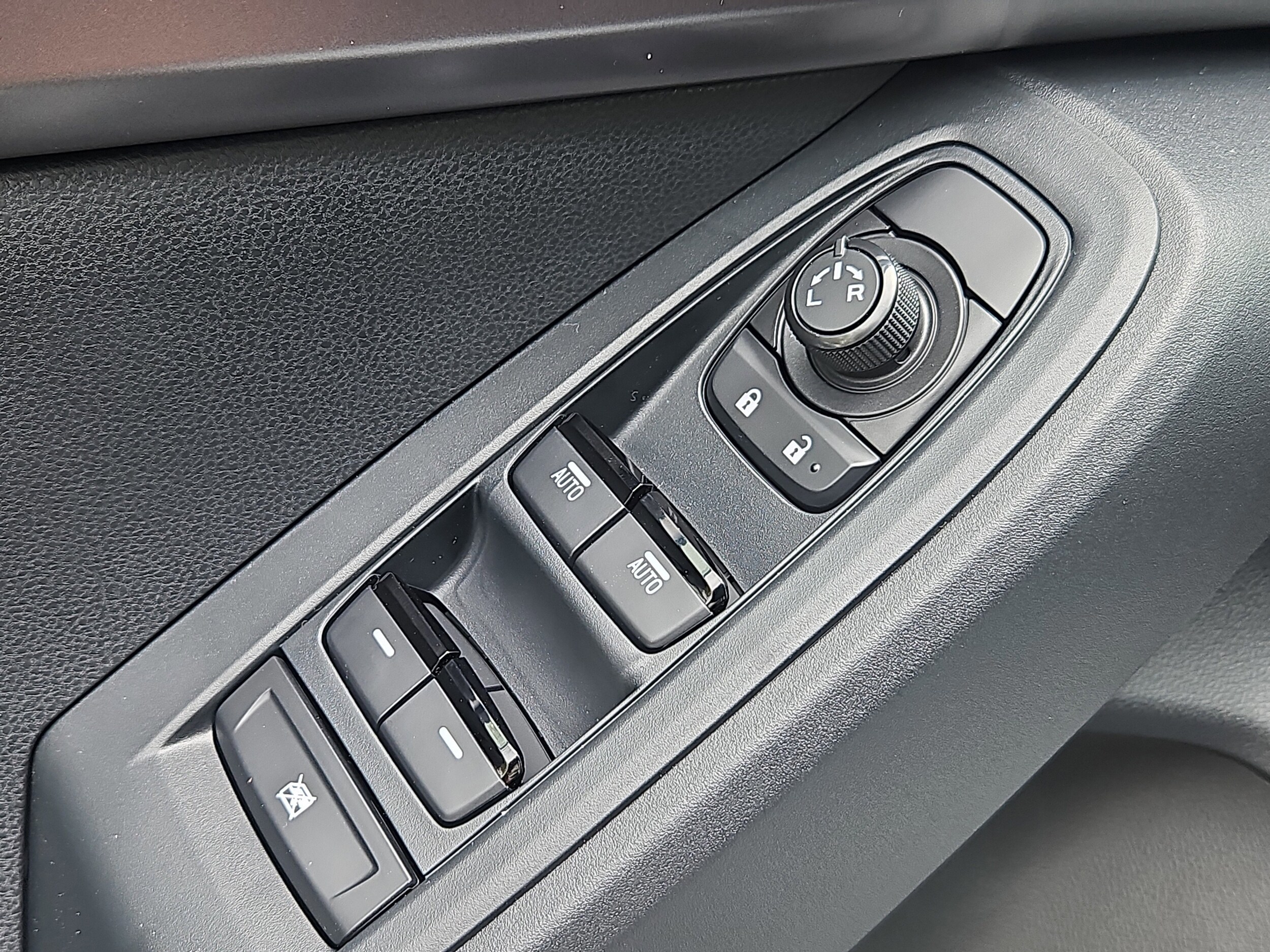 new 2025 Subaru Impreza car, priced at $25,253