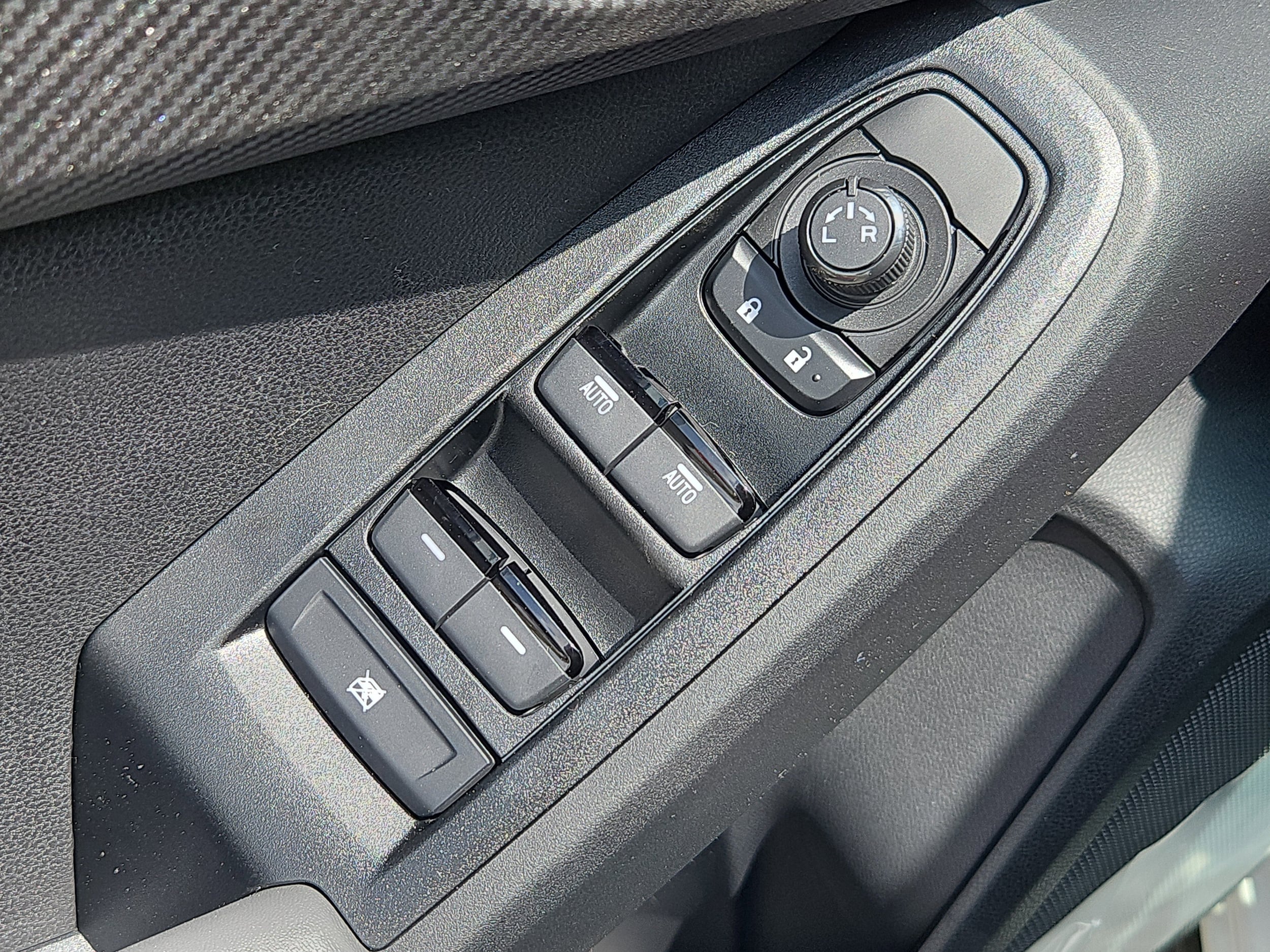 new 2025 Subaru Crosstrek car, priced at $31,473
