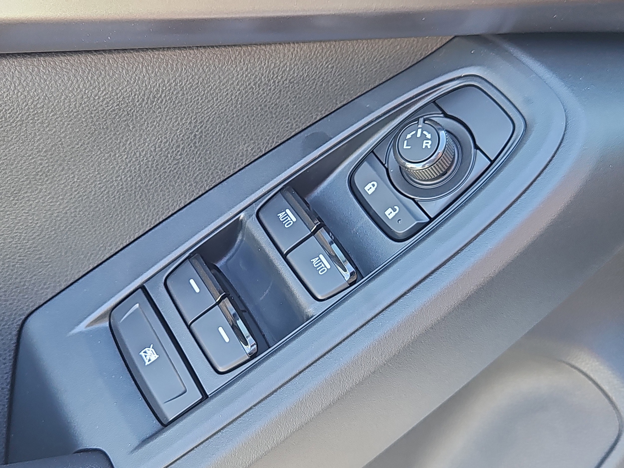 new 2025 Subaru Impreza car, priced at $27,253
