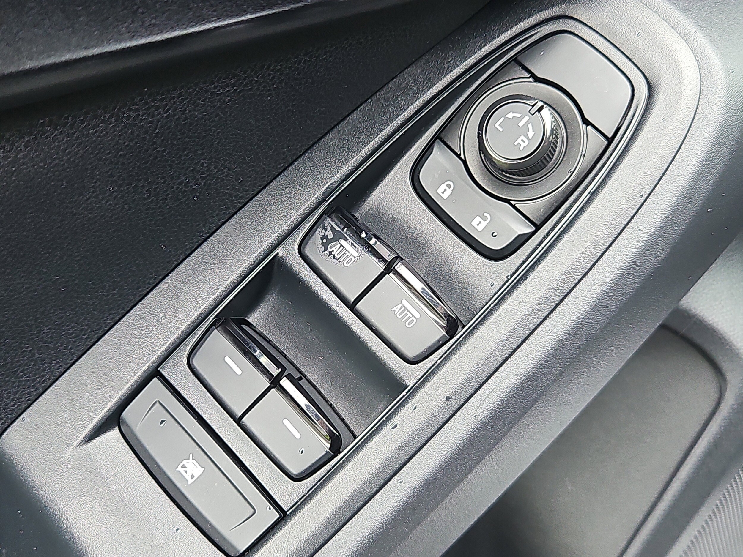 used 2024 Subaru Impreza car, priced at $27,277