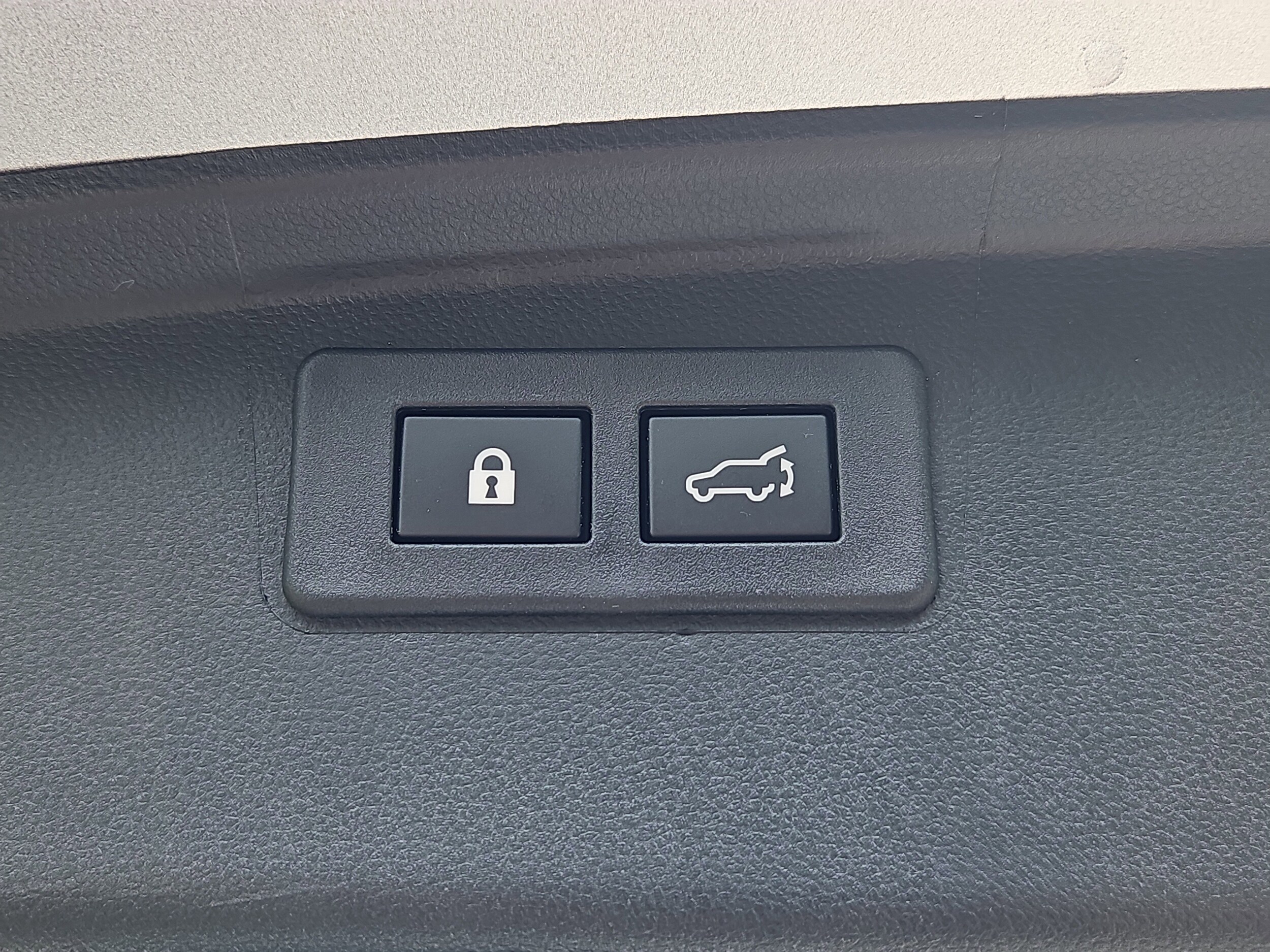 used 2025 Subaru Outback car, priced at $35,133