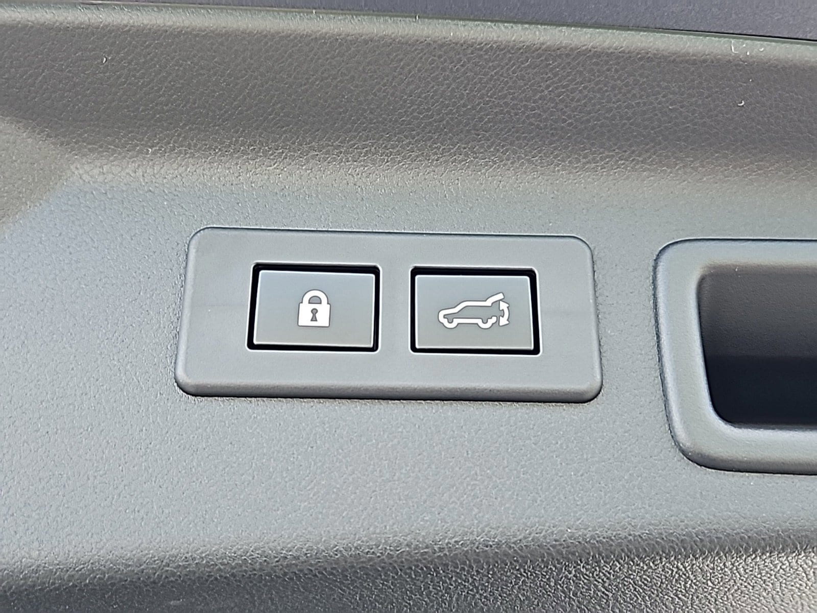 new 2025 Subaru Forester car, priced at $40,108