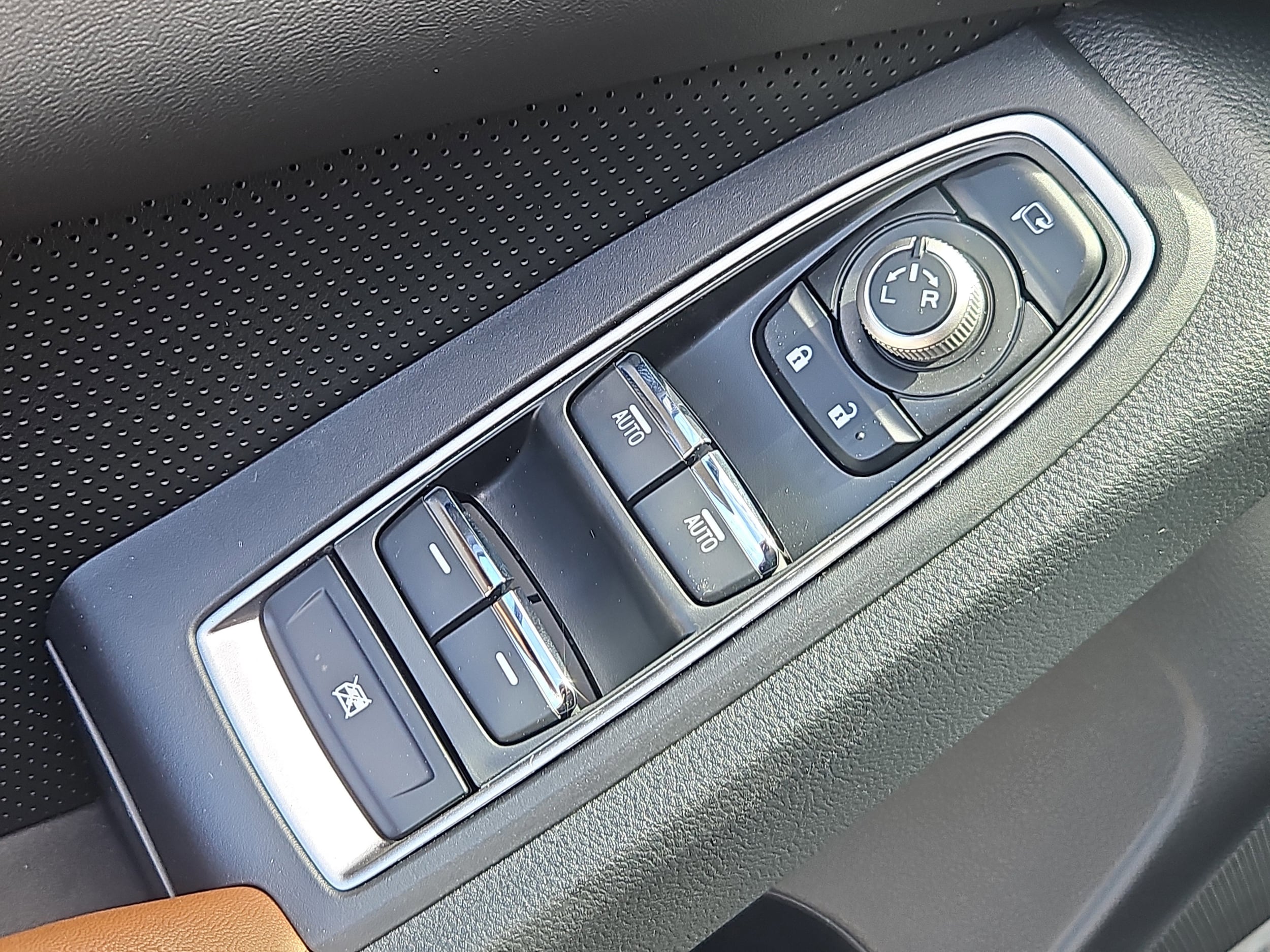 new 2025 Subaru Ascent car, priced at $49,265