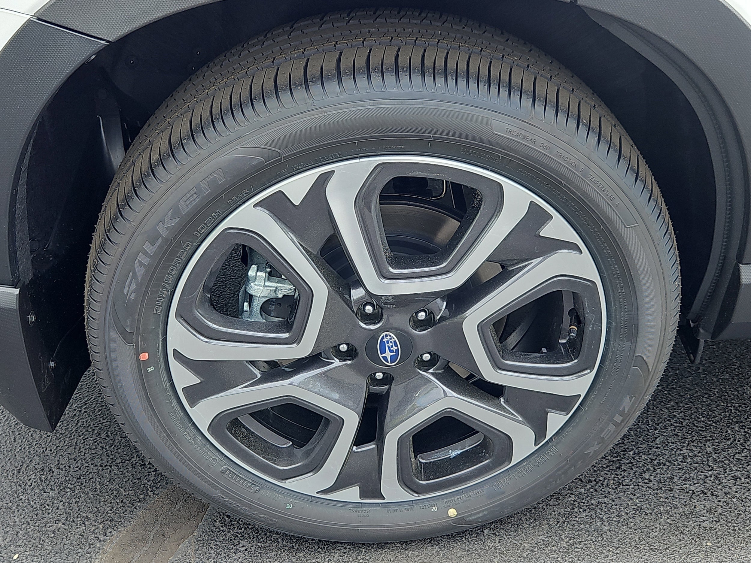 new 2025 Subaru Ascent car, priced at $45,587