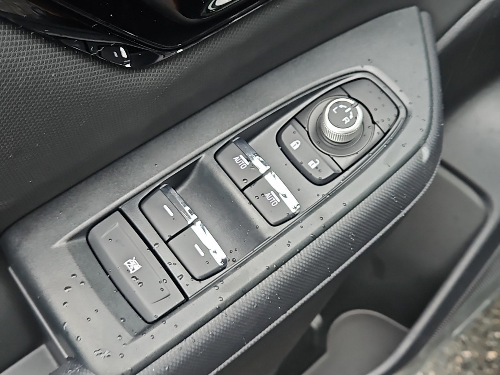 new 2025 Subaru Forester car, priced at $40,174