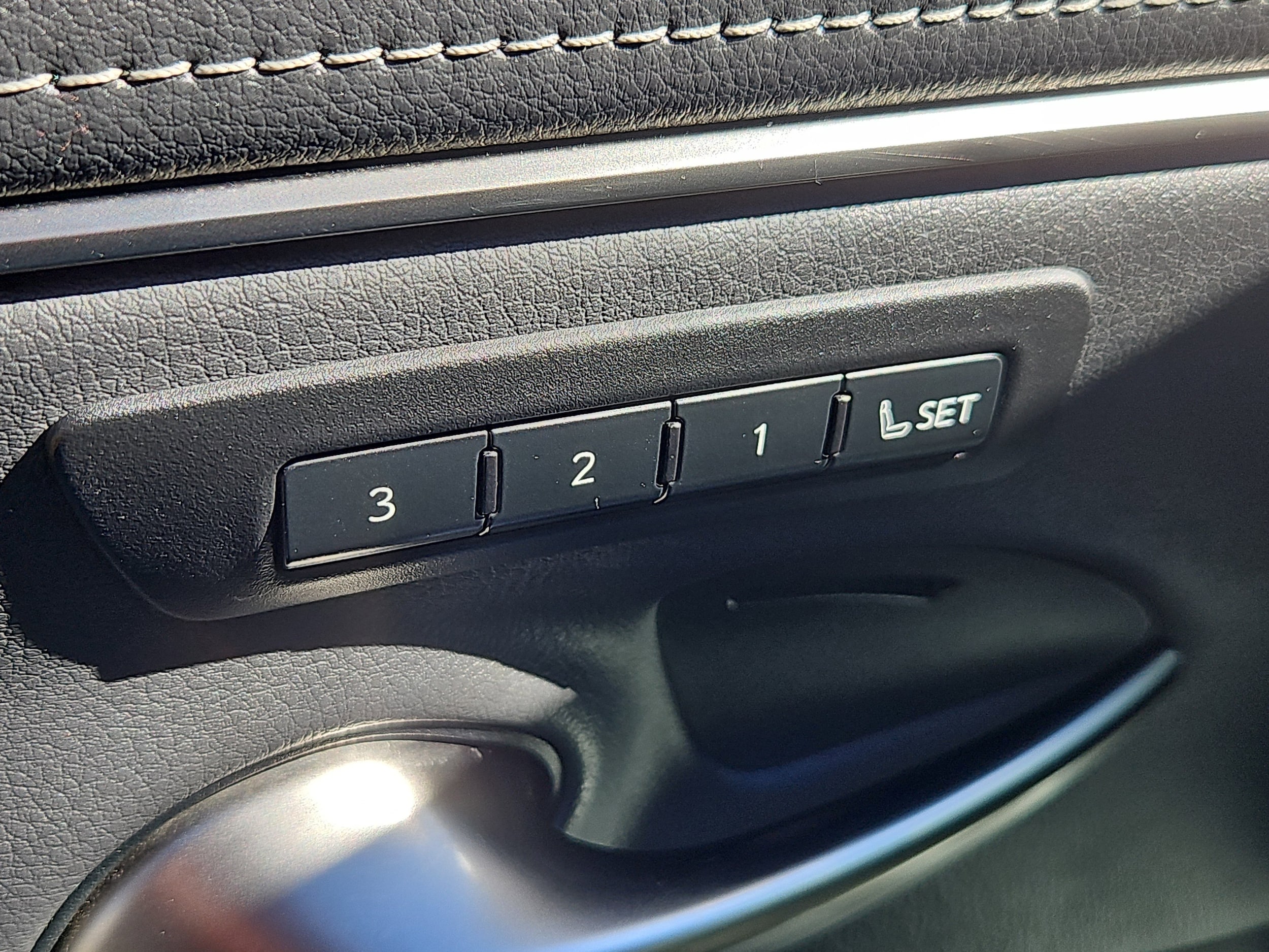 used 2019 Lexus ES car, priced at $27,390