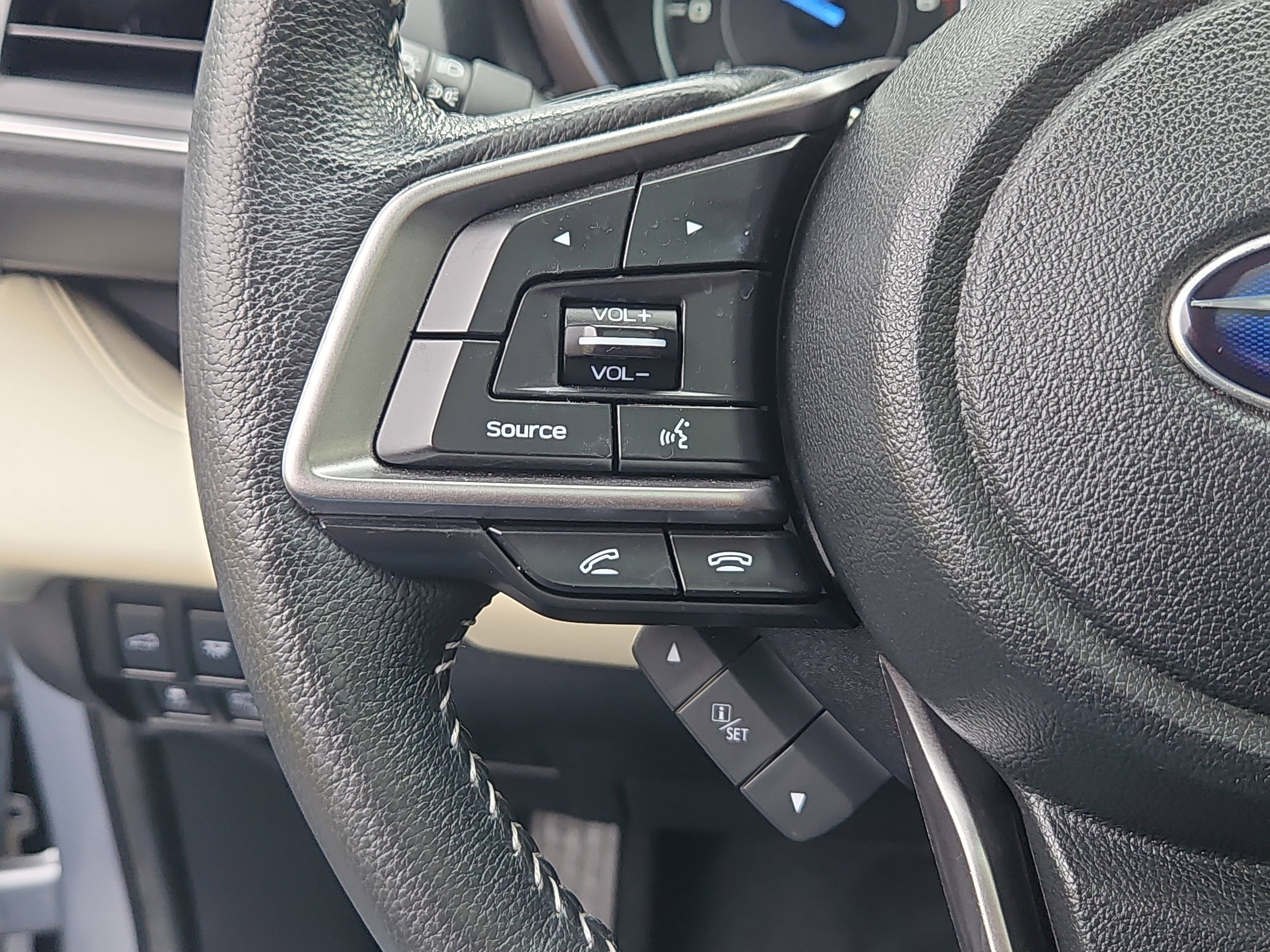 used 2022 Subaru Ascent car, priced at $33,384