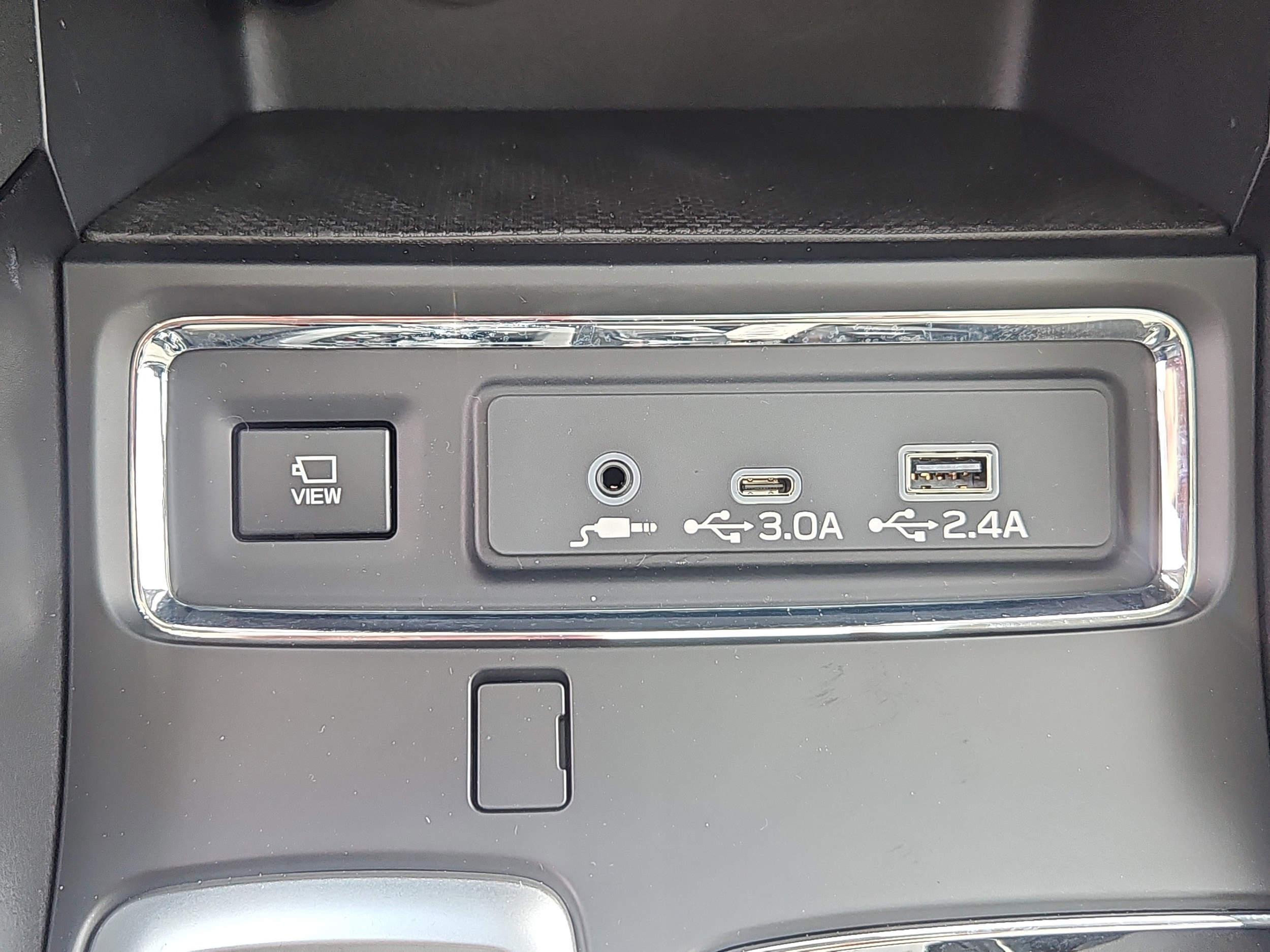 new 2025 Subaru Ascent car, priced at $45,587