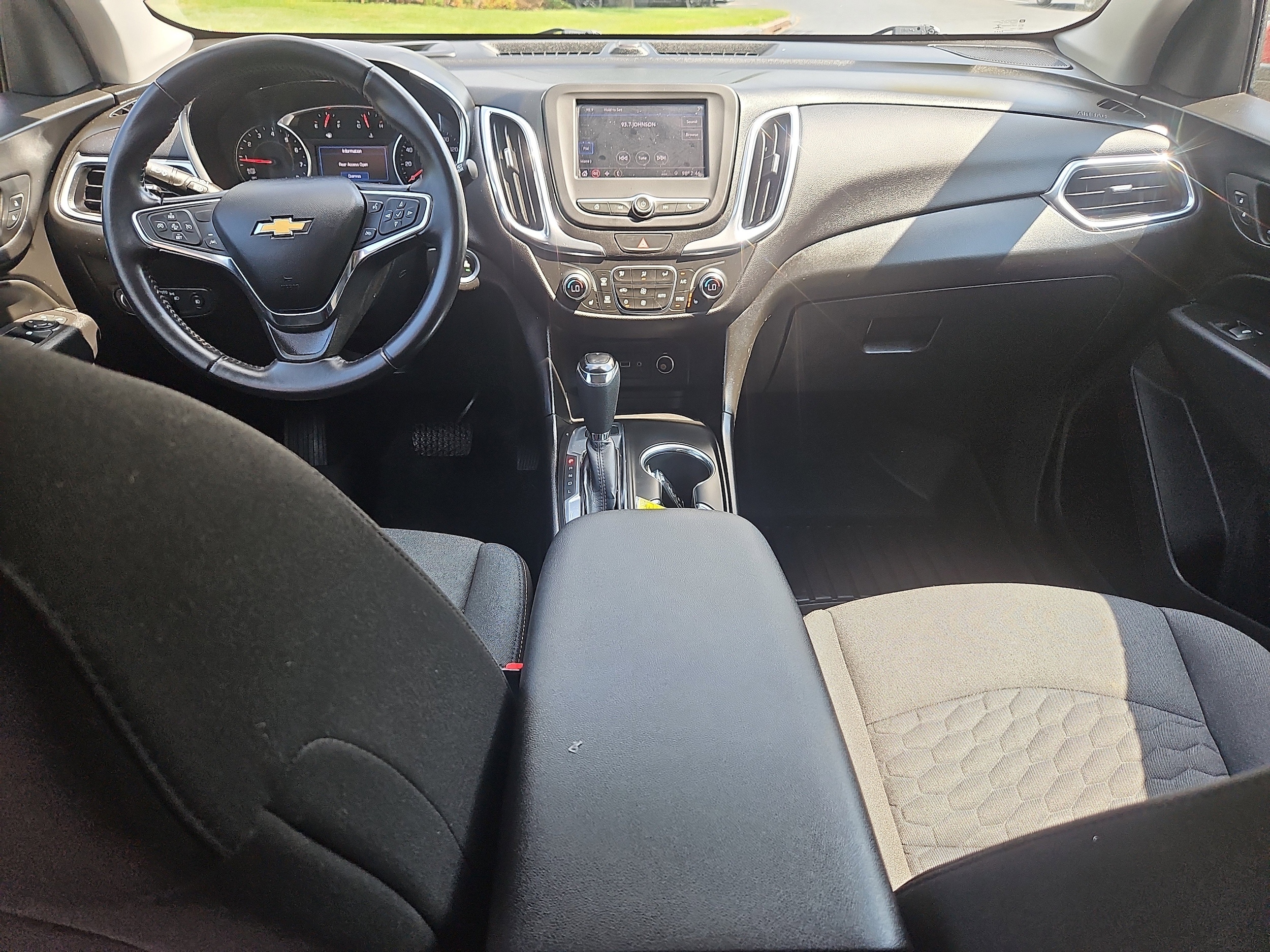 used 2020 Chevrolet Equinox car, priced at $19,839