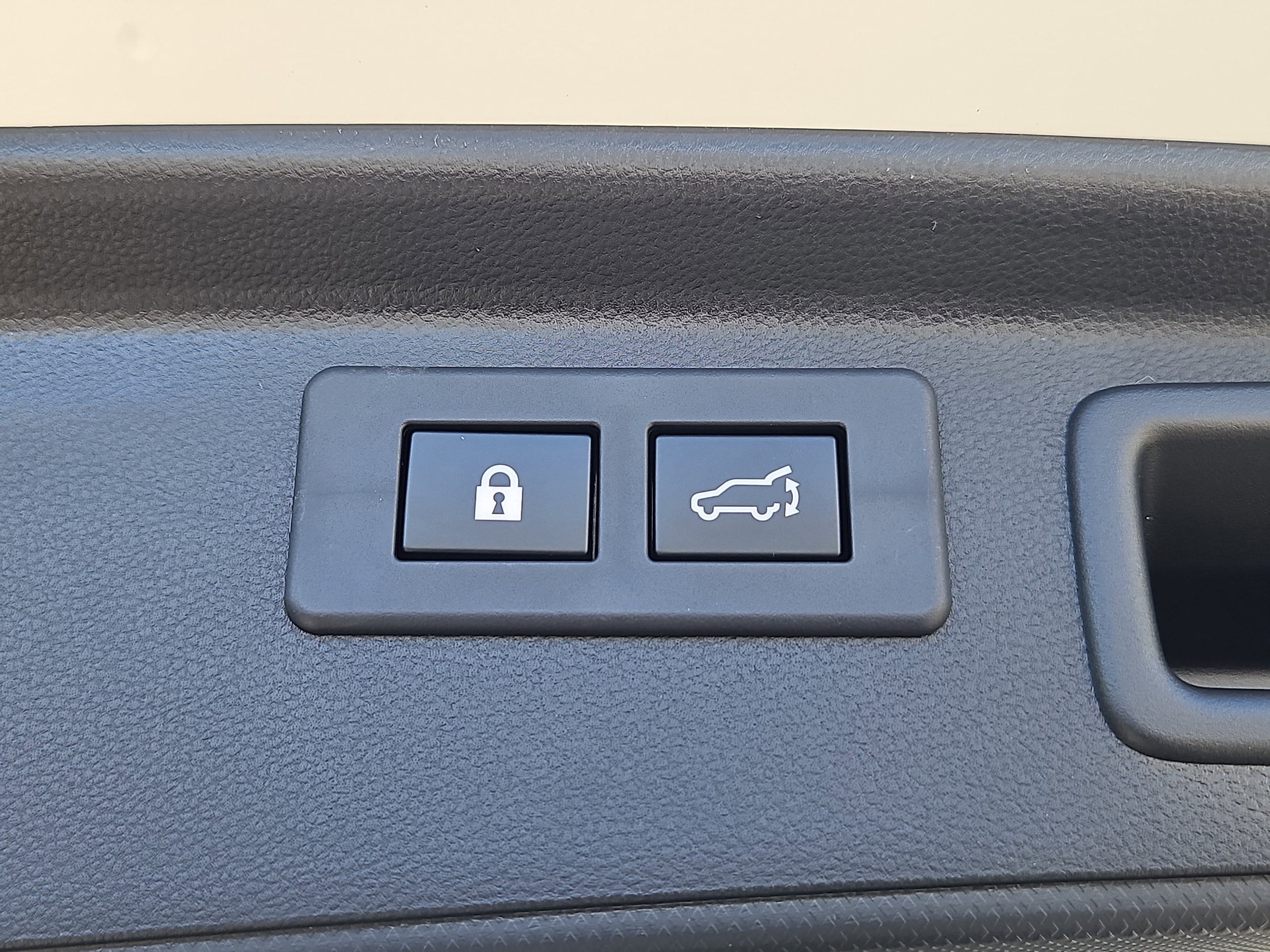 new 2025 Subaru Forester car, priced at $39,060