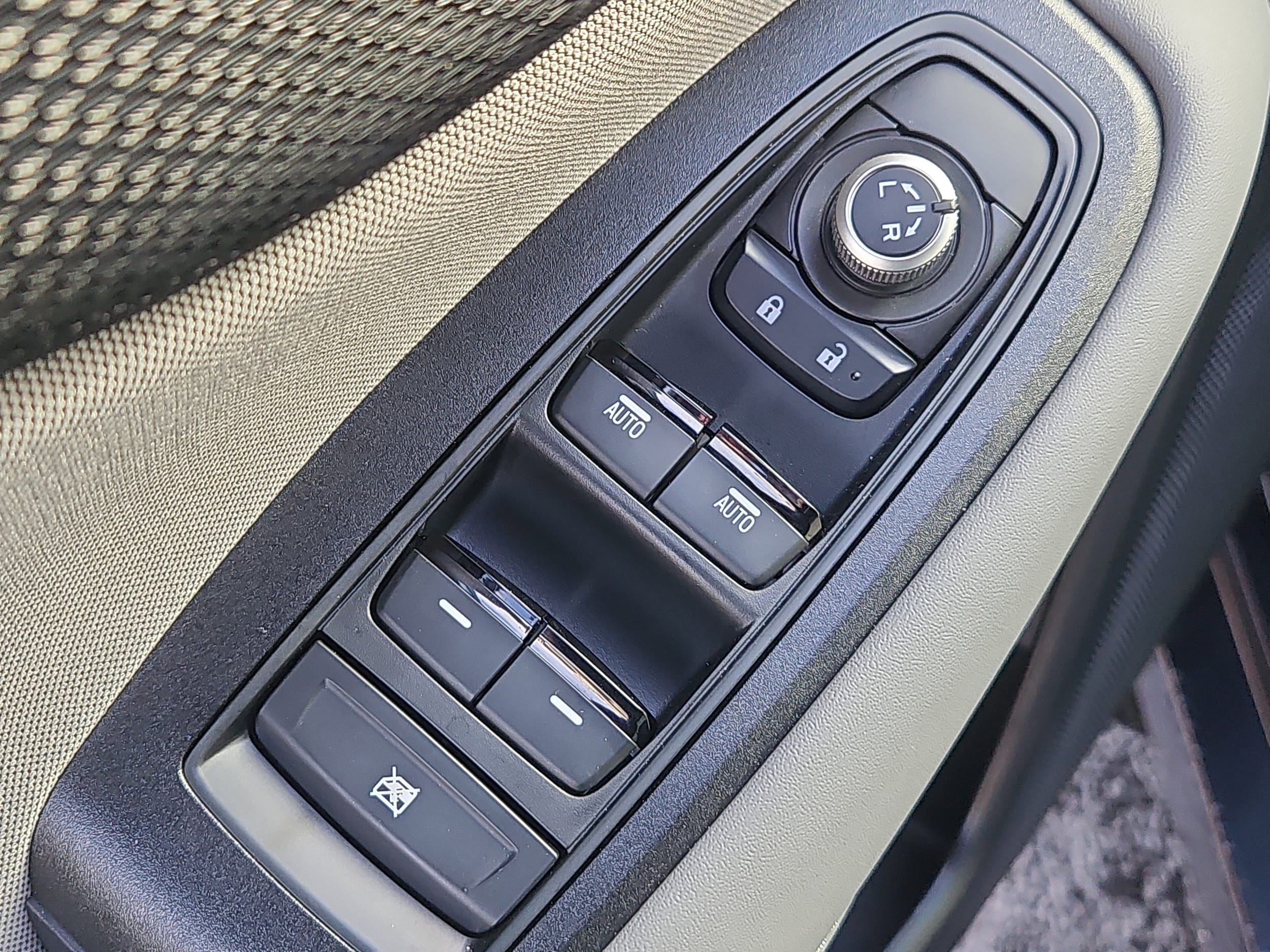 used 2025 Subaru Legacy car, priced at $28,990