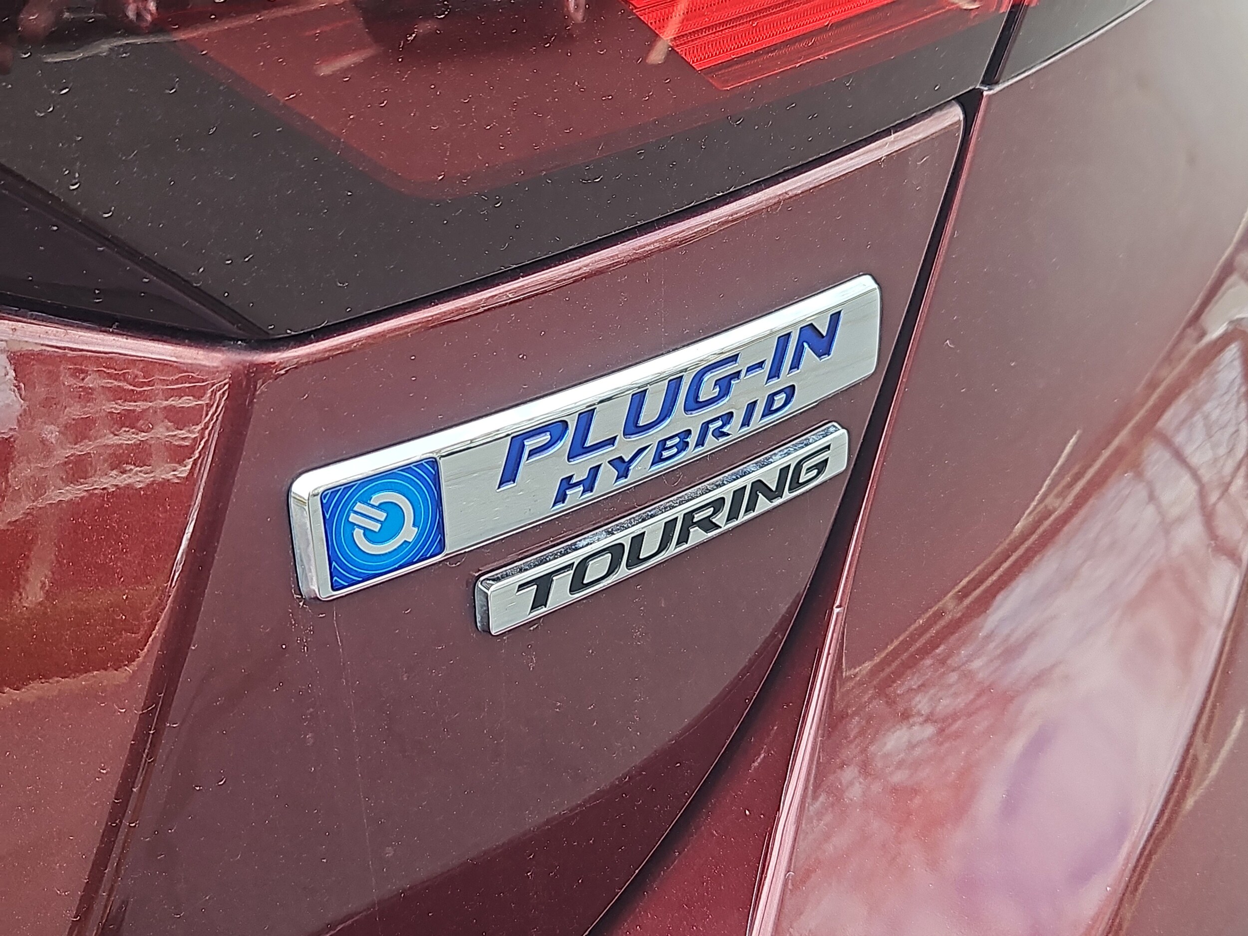used 2018 Honda Clarity Plug-In Hybrid car, priced at $19,508