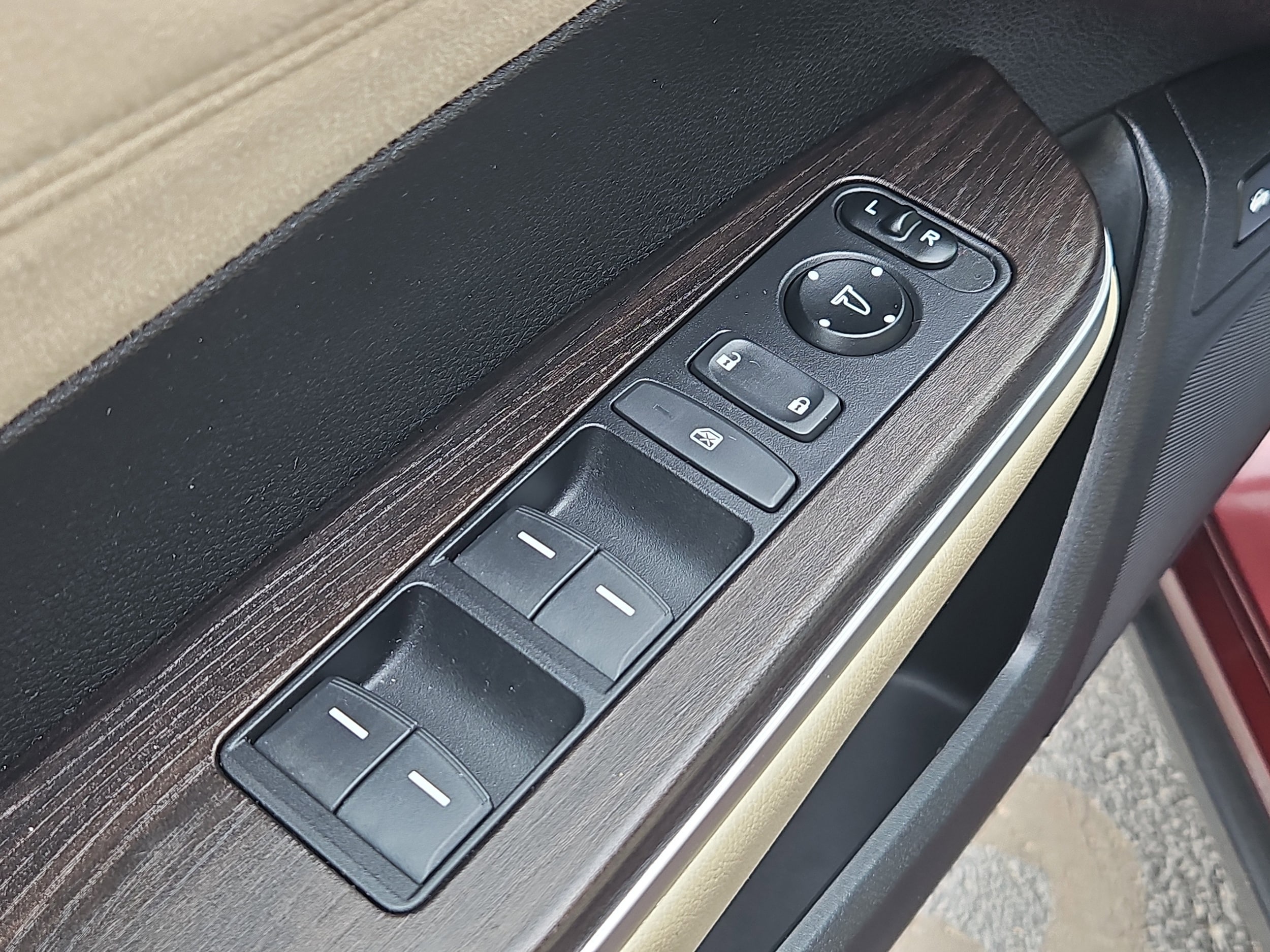 used 2018 Honda Clarity Plug-In Hybrid car, priced at $19,508