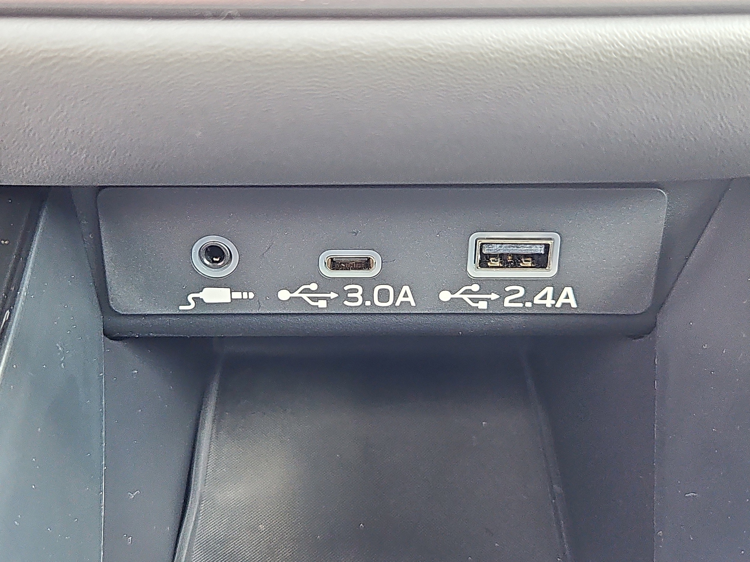 used 2025 Subaru Outback car, priced at $35,133