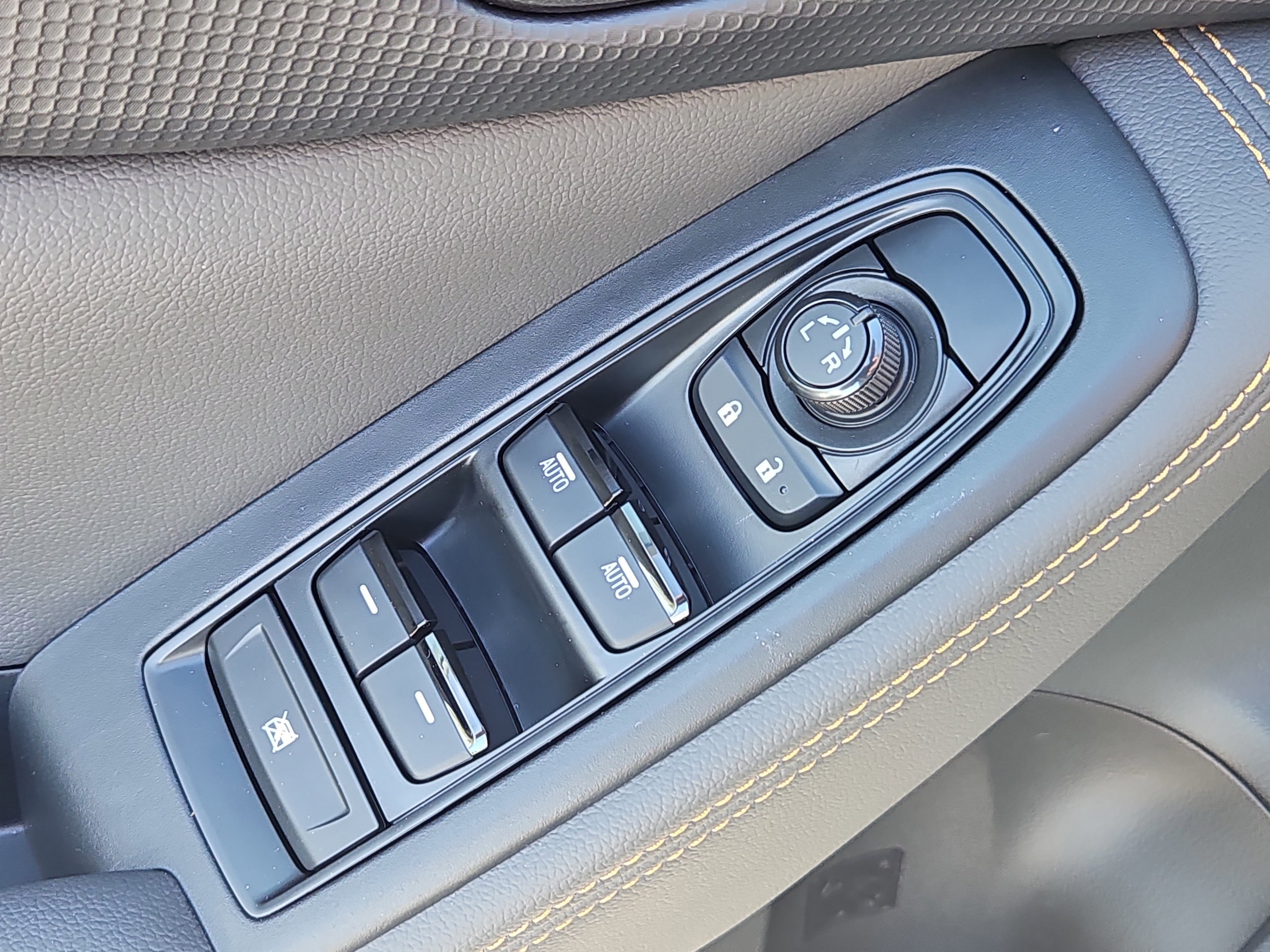 new 2025 Subaru Forester car, priced at $39,060
