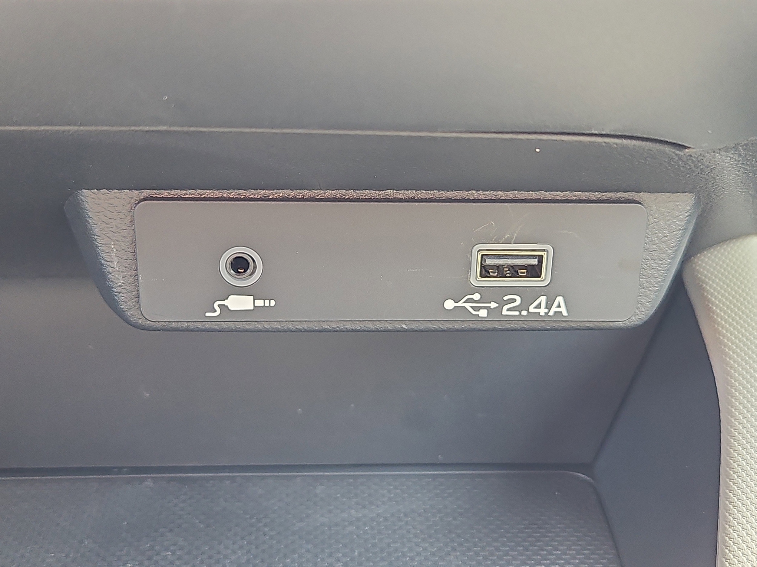 used 2025 Subaru Forester car, priced at $30,900