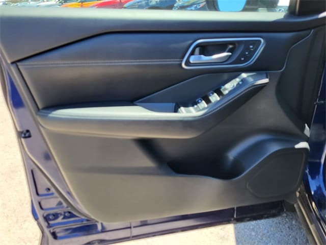 used 2024 Nissan Rogue car, priced at $34,443