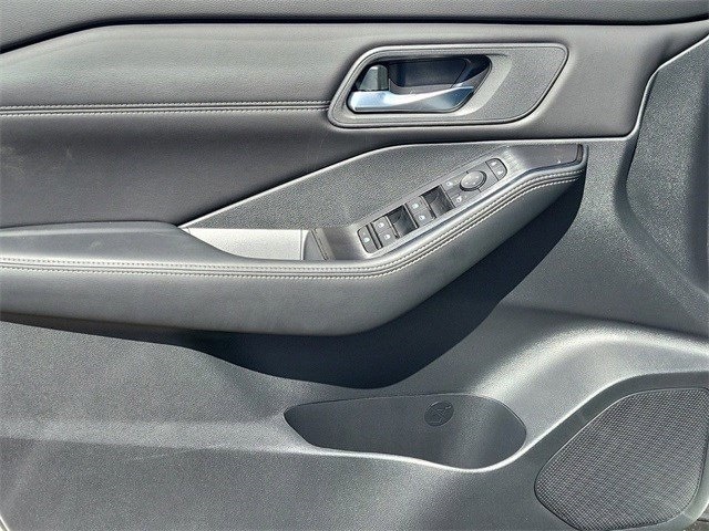 new 2025 Nissan Rogue car, priced at $35,385