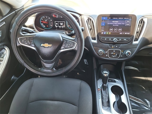 used 2020 Chevrolet Malibu car, priced at $16,114