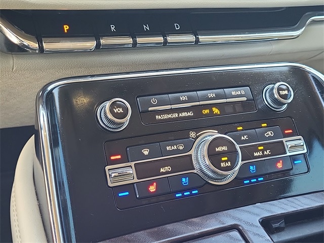 used 2019 Lincoln Navigator car, priced at $33,999
