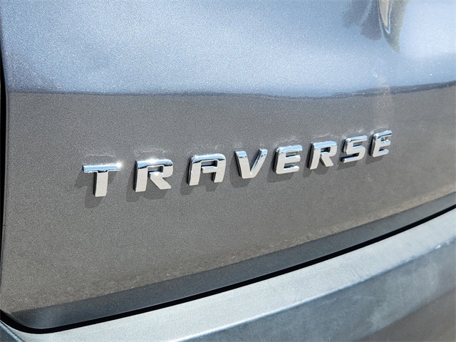used 2021 Chevrolet Traverse car, priced at $22,455