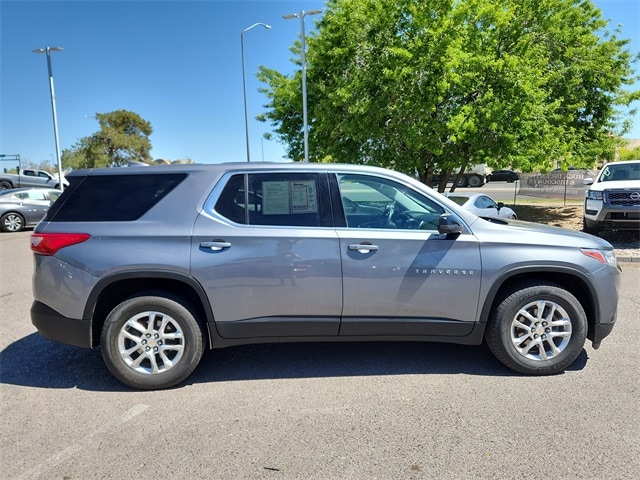 used 2021 Chevrolet Traverse car, priced at $22,455