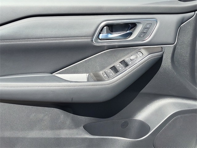 used 2025 Nissan Rogue car, priced at $47,280