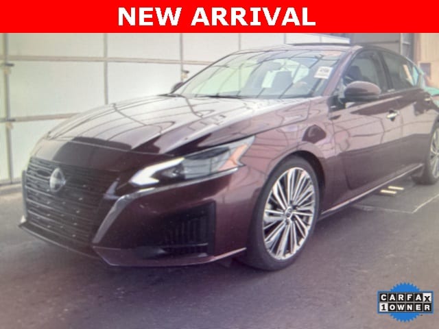 used 2023 Nissan Altima car, priced at $25,377