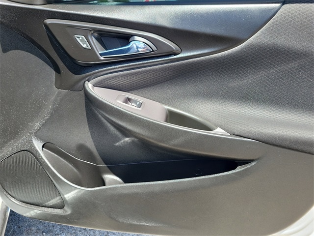 used 2020 Chevrolet Malibu car, priced at $16,114