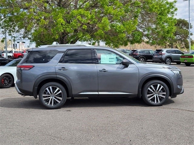new 2025 Nissan Pathfinder car, priced at $53,395