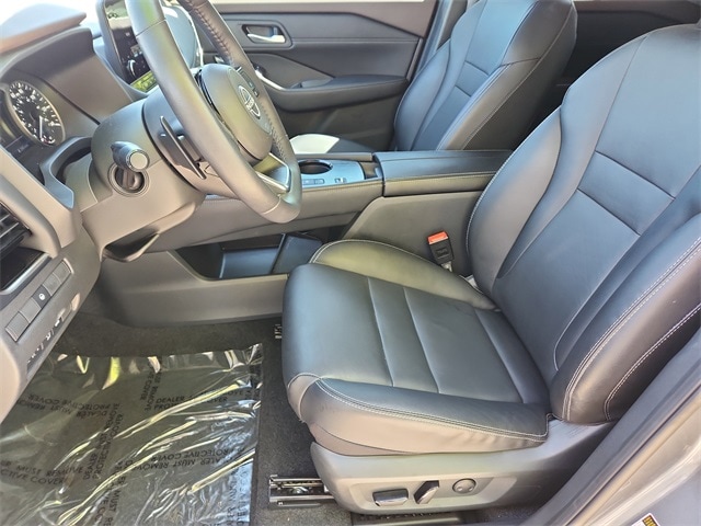 used 2023 Nissan Rogue car, priced at $31,877