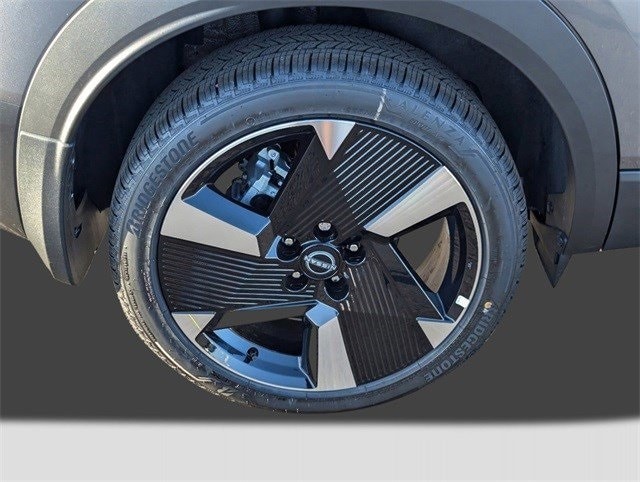 used 2025 Nissan Kicks car, priced at $28,075