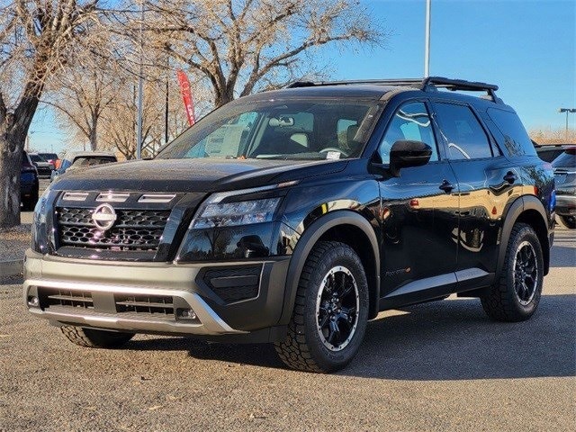 new 2025 Nissan Pathfinder car, priced at $45,650