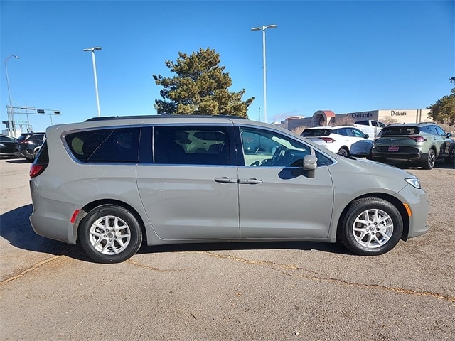 used 2022 Chrysler Pacifica car, priced at $25,000